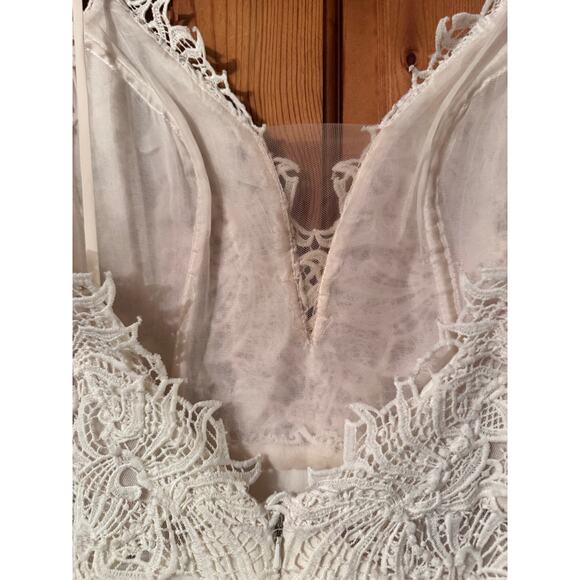 Tara Keely White Lace Bodice Spaghetti Strap Wedding Dress Bridal Gown - Picture 14 of 15